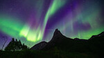Nordlys over Stetind